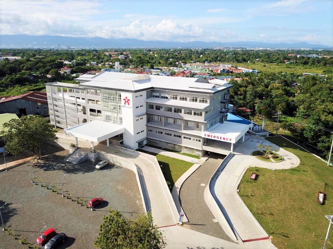 Exterior of MactanMed (Mactan Optimal Medical Center / formerly ARC Hospital)